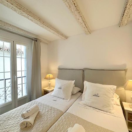 Old Town Modern Flat, 4 Minutes From Beach - Eaw Homes 마르베야 외부 사진